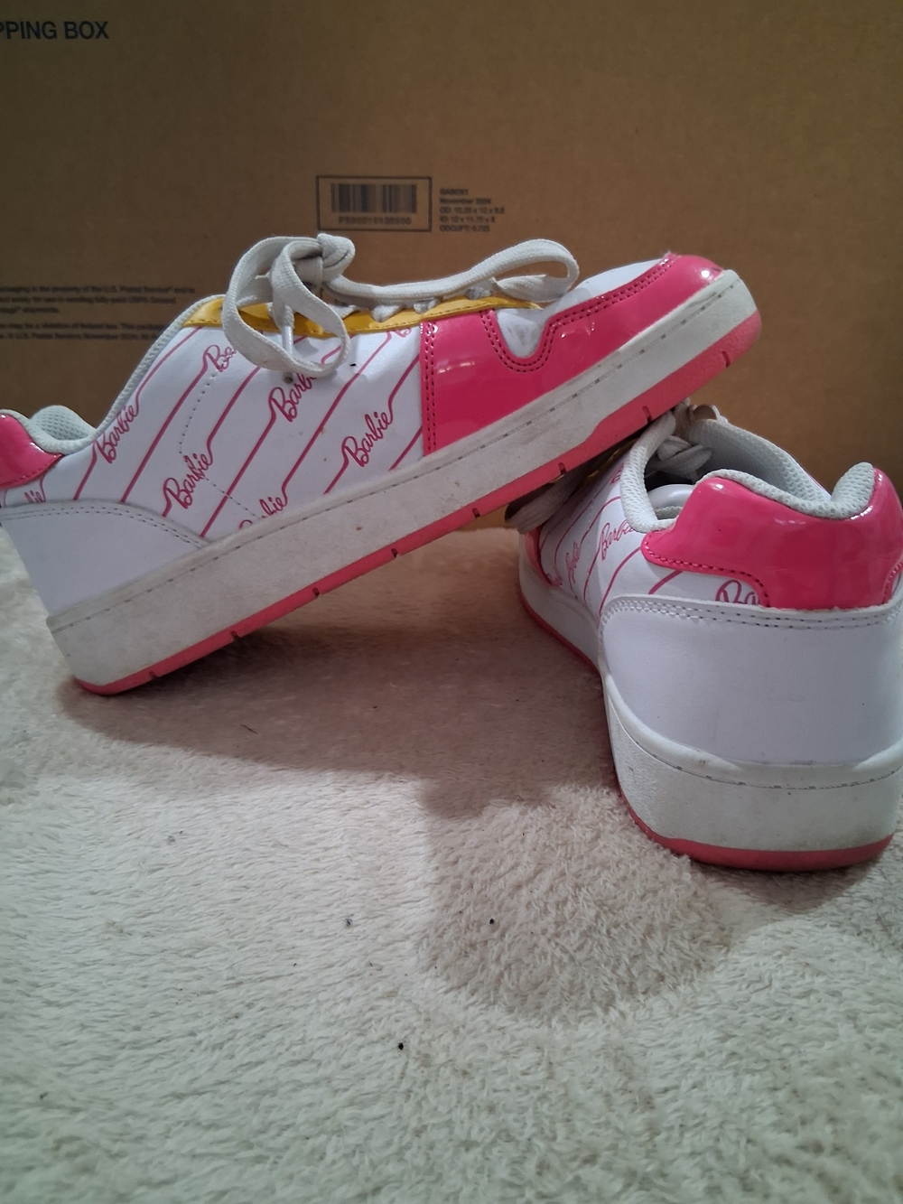 Barbie Women's Pink and White Low-Top Sneakers